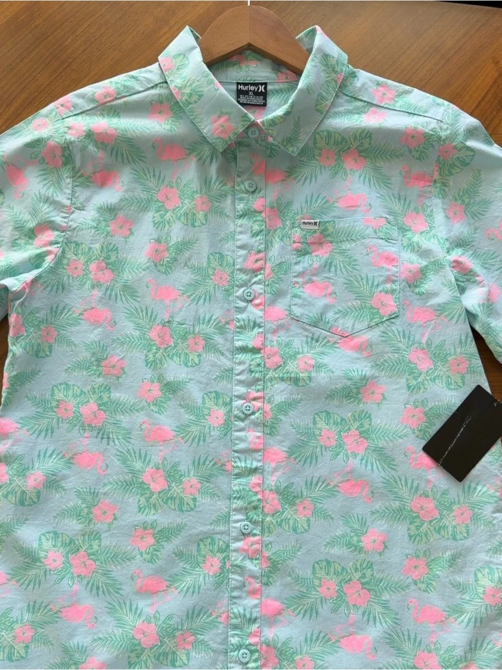 Hurley Men’s XL Flamingo Tropical Floral Button-Up Shirt NWT